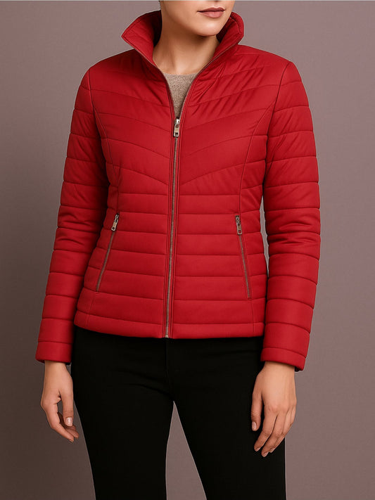 Chaqueta forrada de pelusa y elástico lateral