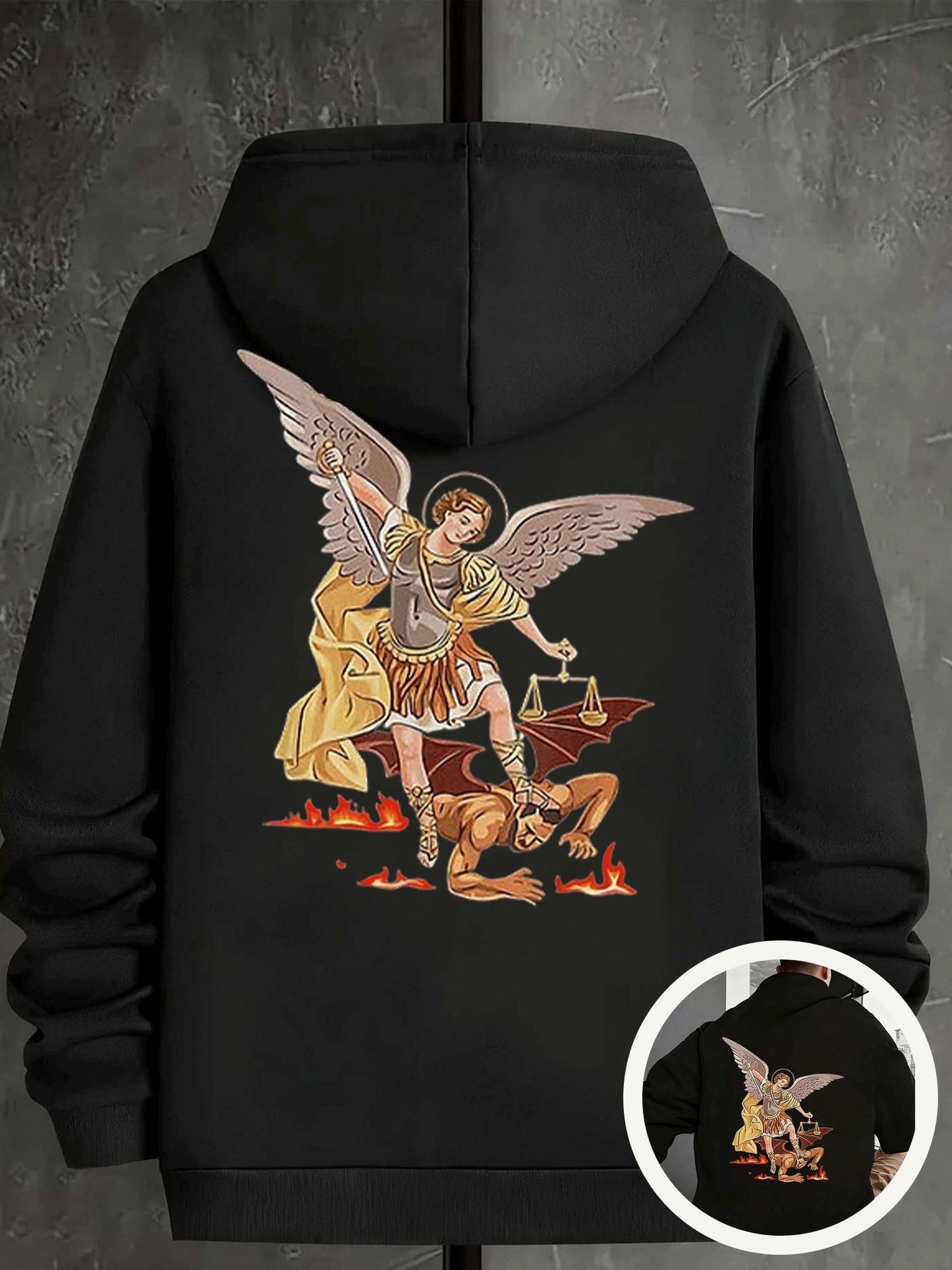 Suéter Grueso con Capucha y Diseño Ángel