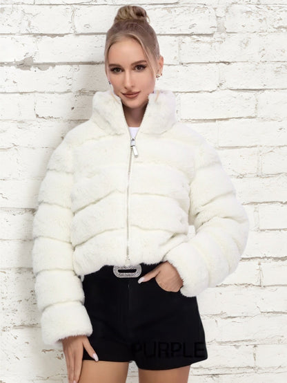 Abrigo Elegante de Piel Sintética