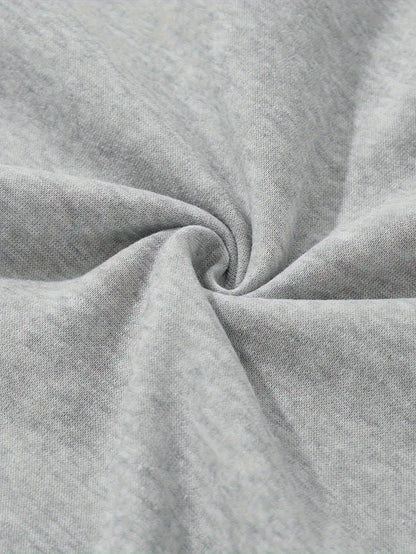 Sudadera con Capucha Brújula y Alas Góticas