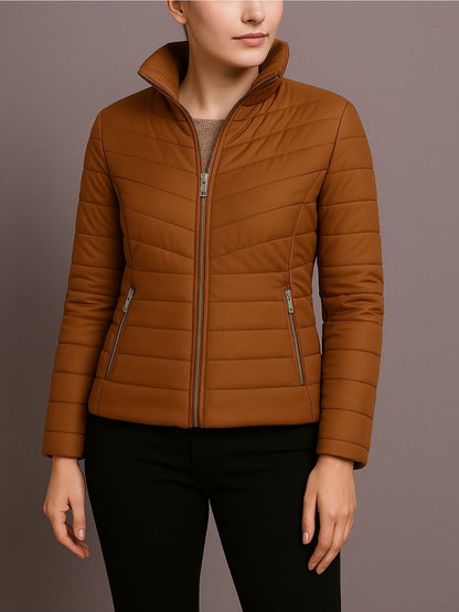 Chaqueta forrada de pelusa y elástico lateral