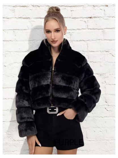 Abrigo Elegante de Piel Sintética