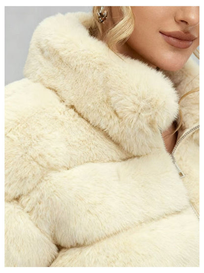 Abrigo Elegante de Piel Sintética