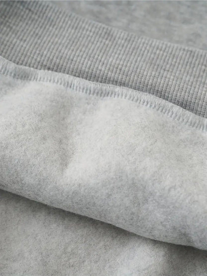 Capucha Térmica con Estampado de Corazón