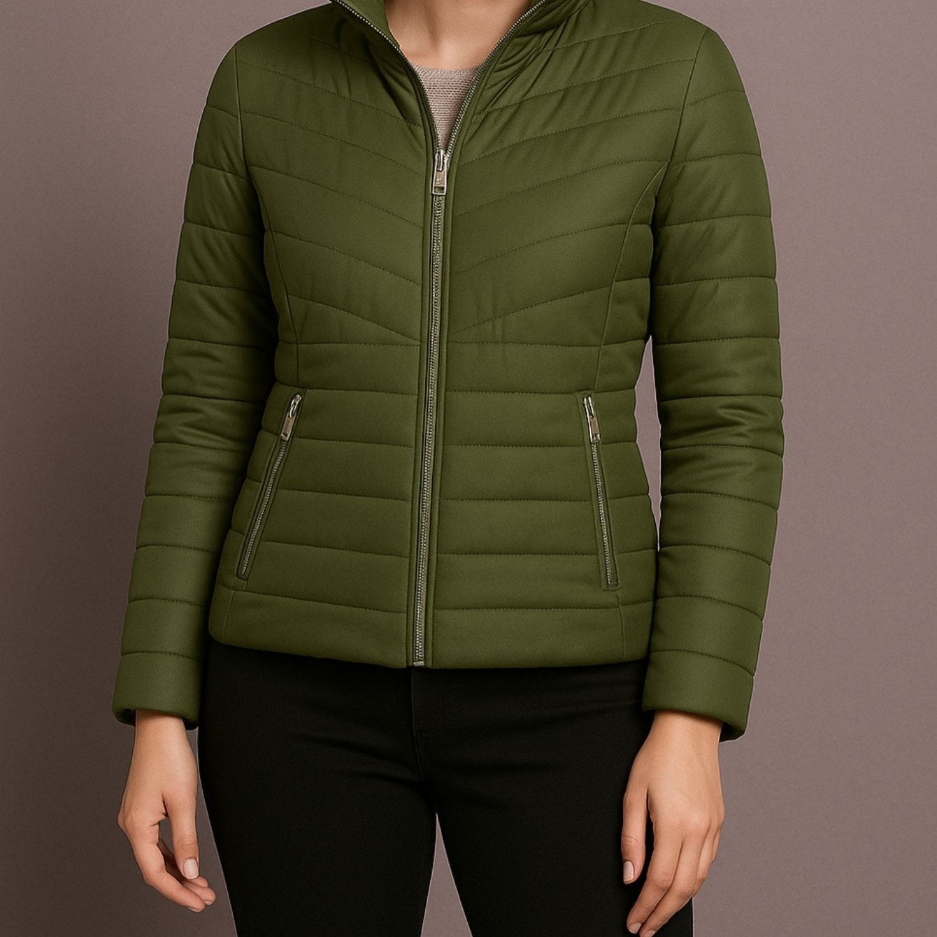 Chaqueta forrada de pelusa y elástico lateral