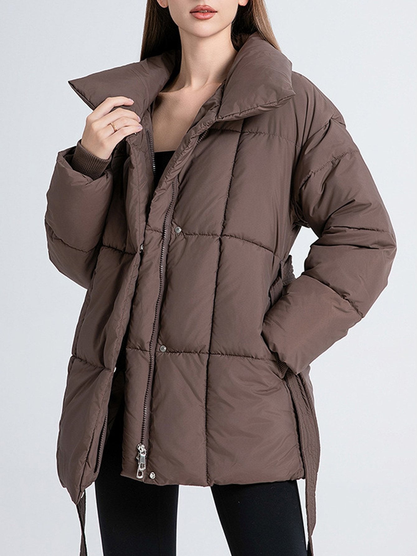 Abrigo acolchado versátil y holgado para mujer