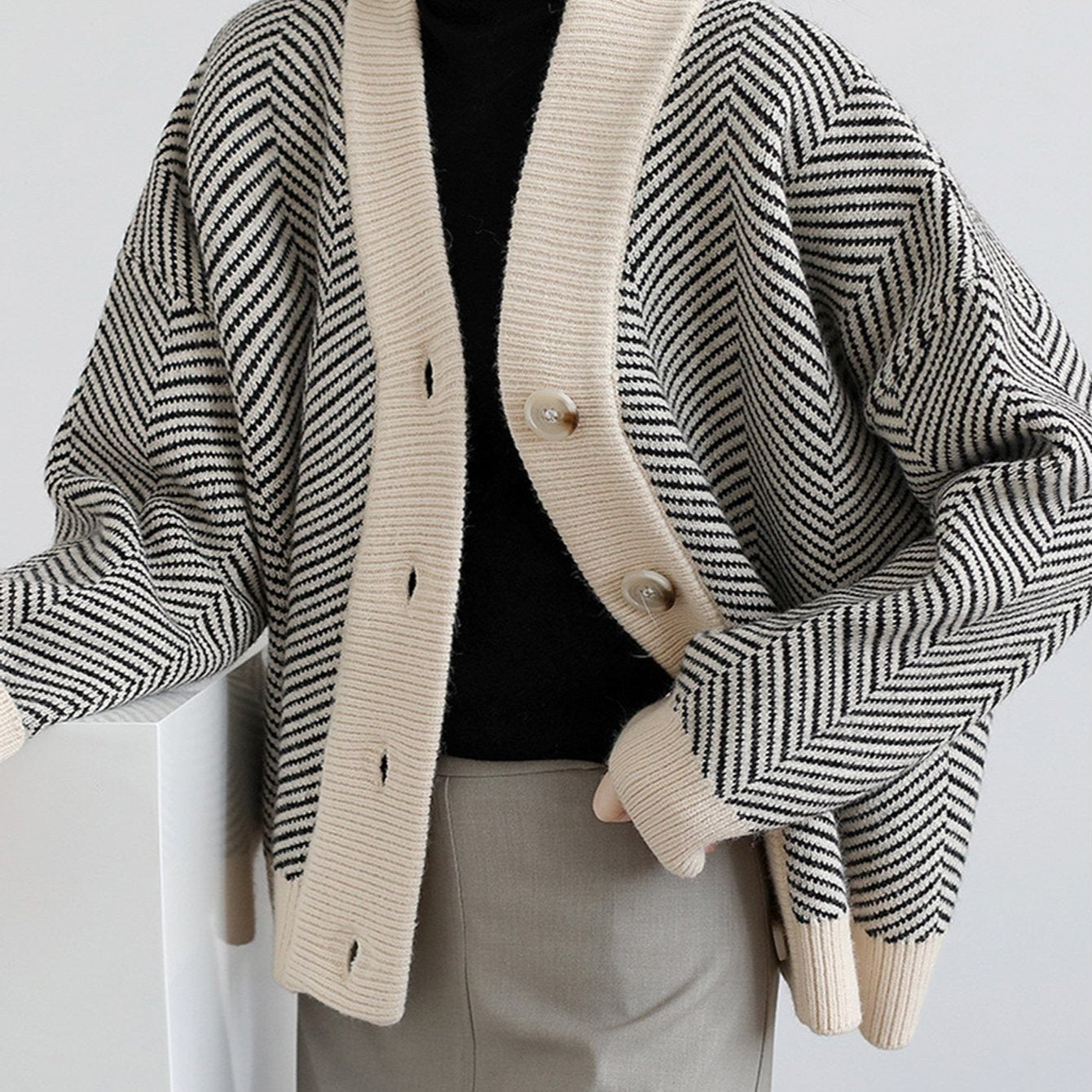 Cárdigan de punto grueso, holgado y a rayas
