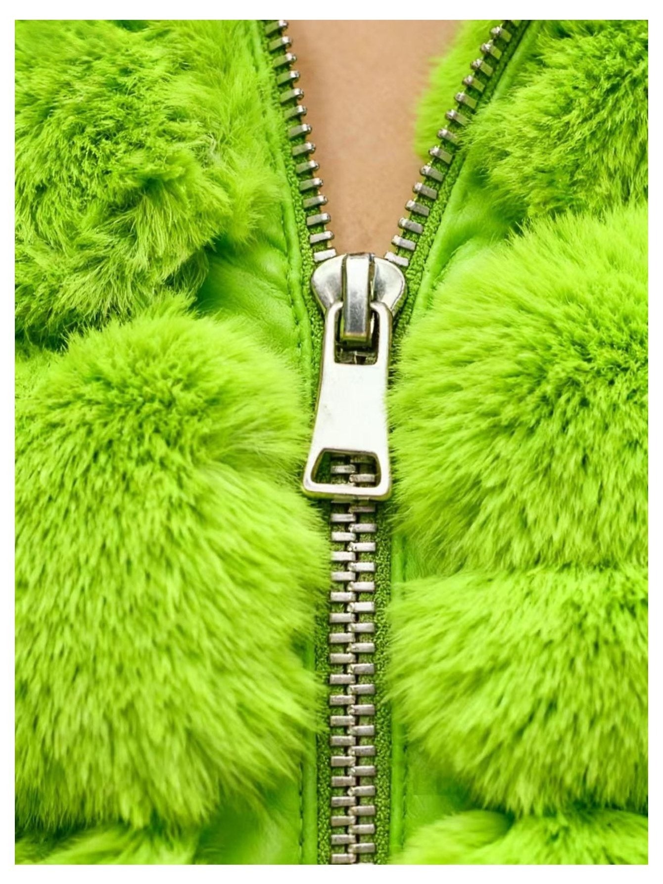 Abrigo Elegante de Piel Sintética