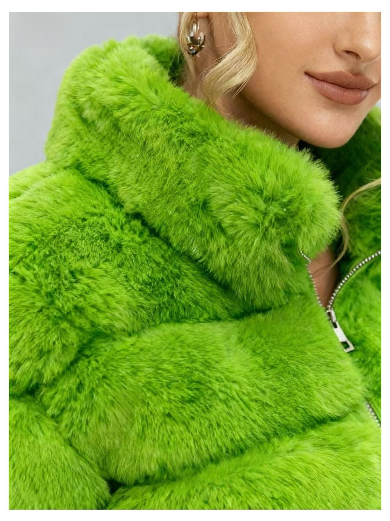 Abrigo Elegante de Piel Sintética