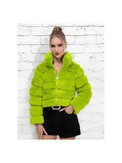 Abrigo Elegante de Piel Sintética