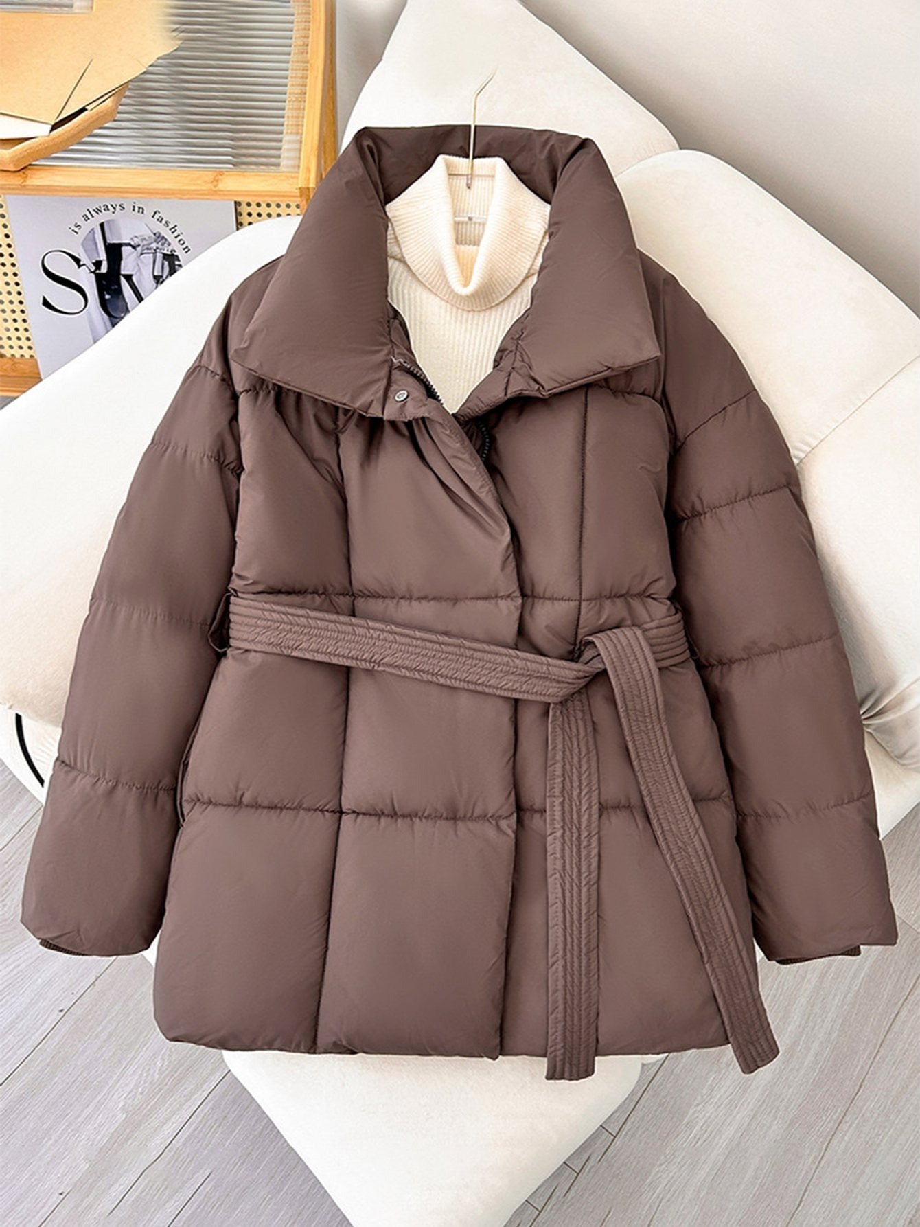 Abrigo acolchado versátil y holgado para mujer