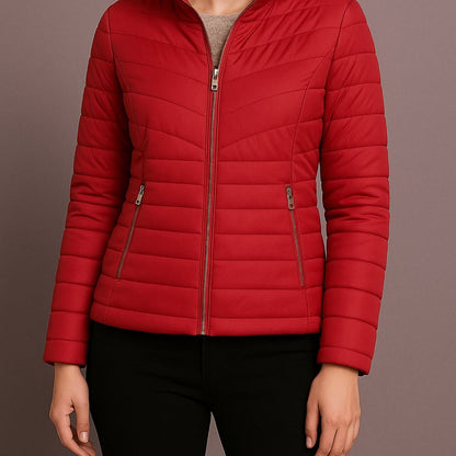 Chaqueta forrada de pelusa y elástico lateral