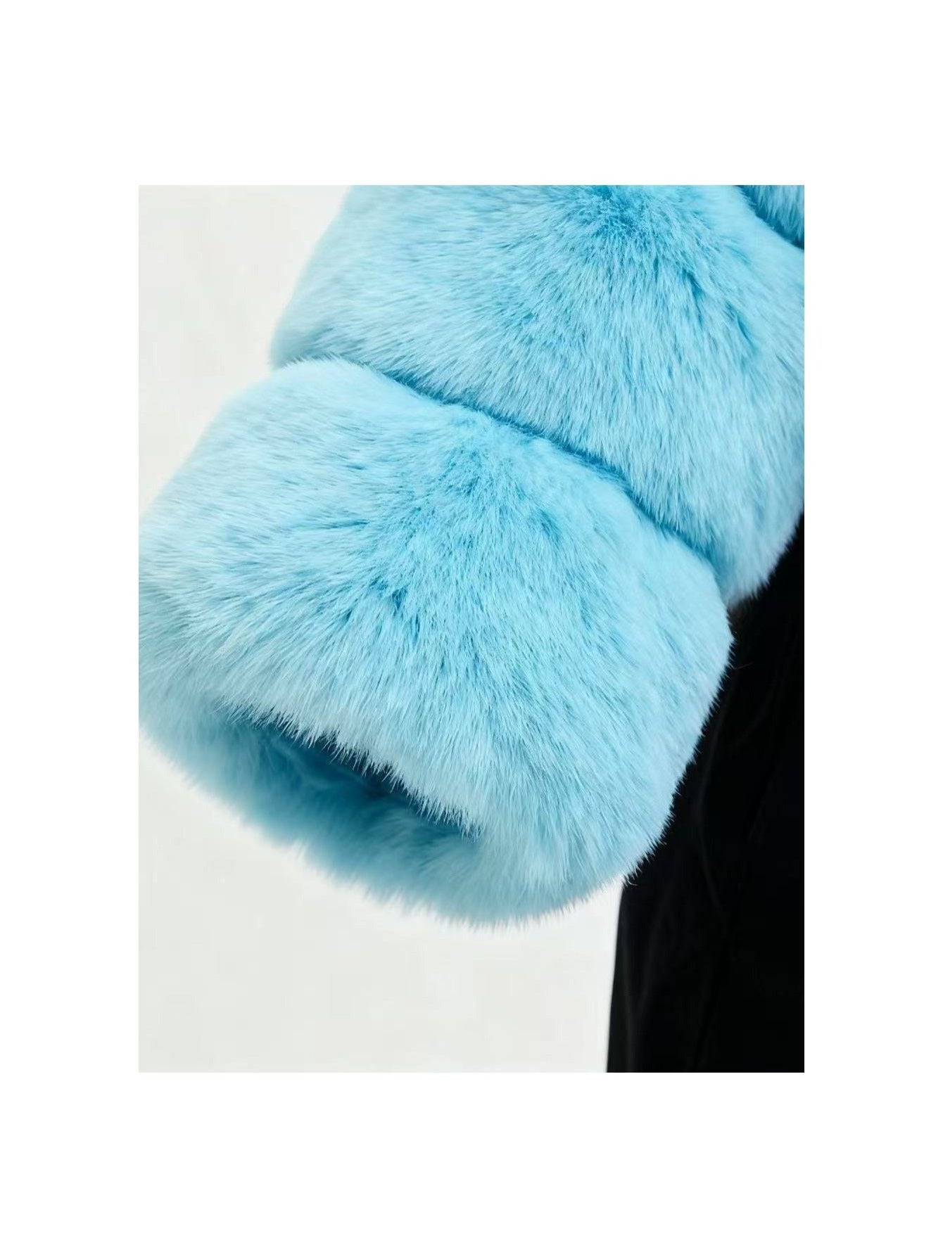 Abrigo Elegante de Piel Sintética