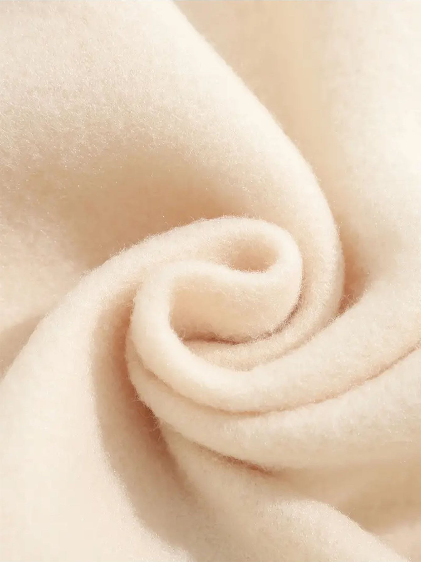 Capucha Térmica con Estampado de Corazón